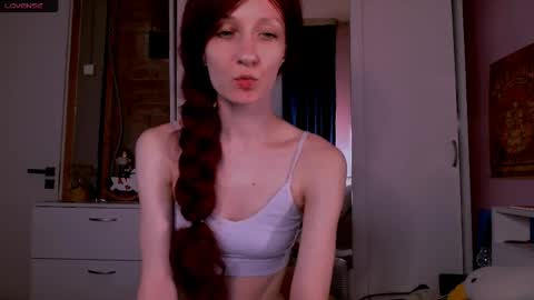 Snapshot of aribluush chatting on 28, 5, 2026 aribluush online show from 28, 5, 2026