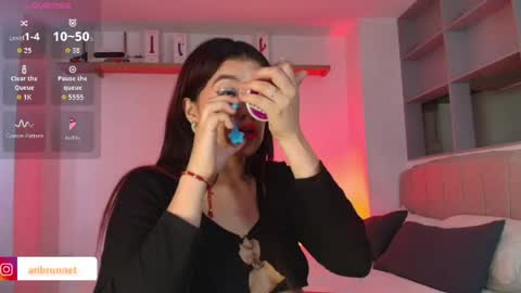  Ari Just Ari online show from 18, 4, 2026