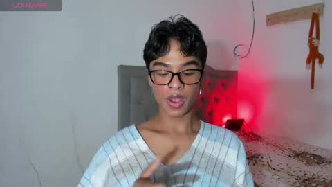 Snapshot of ariel_adan chatting on 23, 4, 2026 ariel_adan online show from 23, 4, 2026