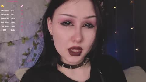 Snapshot of ariellemckoon chatting on 10, 4, 2026 Dee online show from 10, 4, 2026