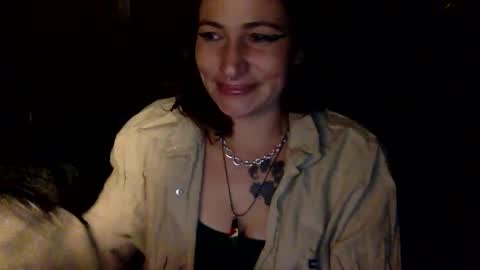 ariel  colin when hes here online show from 15, 11, 2025