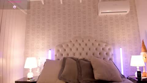 Ari Robert online show from 16, 12, 2025