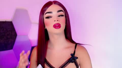 Snapshot of arishadarfu chatting on 11, 3, 2025 ArisaDarfu online show from 11, 3, 2025