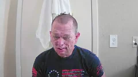 luv2benawty online show from 18, 4, 2026