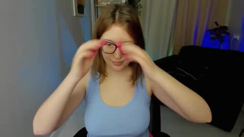 Snapshot of arizzzona_baby chatting on 18, 10, 2025 Arizona online show from 18, 10, 2025