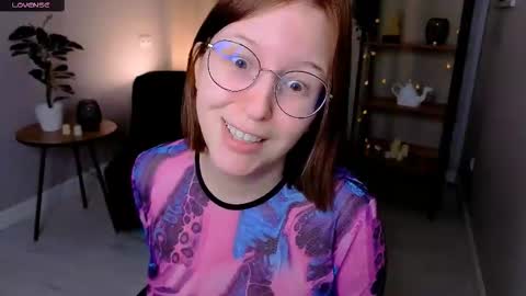 Snapshot of arizzzona_baby chatting on 19, 12, 2025 Arizona online show from 19, 12, 2025