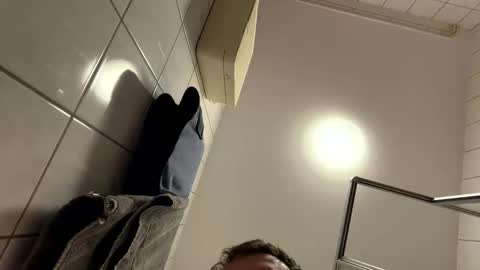 armyskater32 online show from 16, 3, 2026