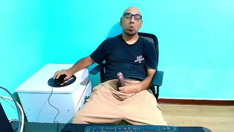 arnelux72 online show from 11, 5, 2026