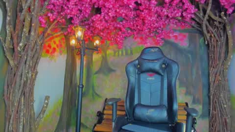 Snapshot of arohomlester chatting on 21, 10, 2025 Arohom Lester online show from 21, 10, 2025