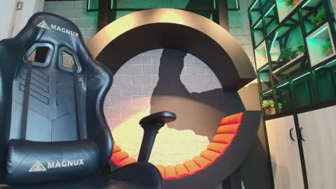 Snapshot of arohomlester chatting on 30, 10, 2025 Arohom Lester online show from 30, 10, 2025