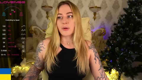 Snapshot of arolinanight chatting on 21, 12, 2024 AROLINA online show from 21, 12, 2024