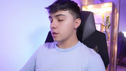 aron__cooper online show from 17, 12, 2025