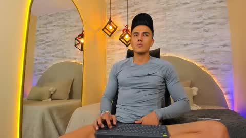 ARON BOLT online show from 23, 2, 2026