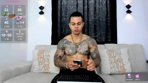 Snapshot of arondark chatting on 26, 11, 2025 DarkMaster online show from 26, 11, 2025