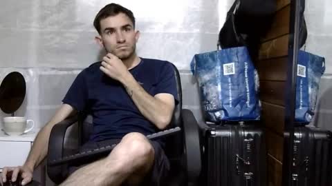 Aron G Franco online show from 6, 11, 2025