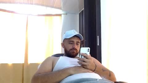 aronmiller online show from 5, 3, 2026