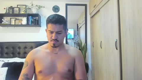 Snapshot of aronwilliams69 chatting on 4, 2, 2025 ARON  Independent model  online show from 4, 2, 2025