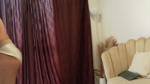 Snapshot of aroon_connor chatting on 19, 7, 2026 online show from 19, 7, 2026