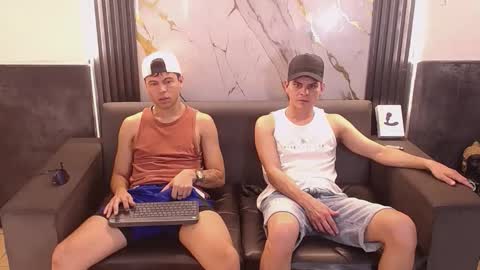 Aroon   online show from 9, 4, 2026