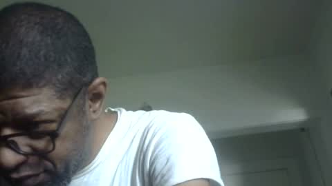 Snapshot of arteblazze chatting on 20, 6, 2026 Arteblazze not daddy boy bitch or nigga online show from 20, 6, 2026