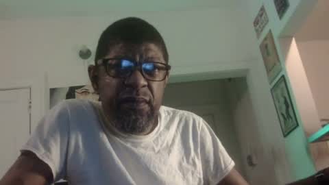 Snapshot of arteblazze chatting on 29, 6, 2026 Arteblazze not daddy boy bitch or nigga online show from 29, 6, 2026