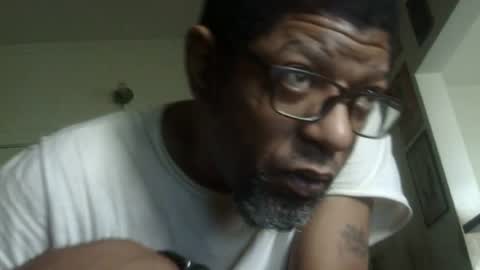 Snapshot of arteblazze chatting on 17, 7, 2026 Arteblazze not daddy boy bitch or nigga online show from 17, 7, 2026
