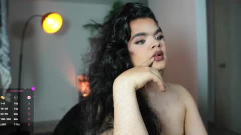 Chloe  online show from 14, 6, 2026