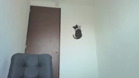   online show from 22, 11, 2025