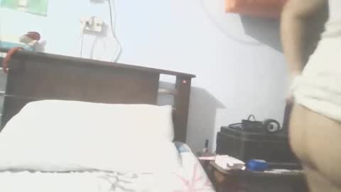 Snapshot of artemis951223 chatting on 2, 2, 2025 Artemis online show from 2, 2, 2025