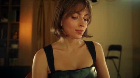 Snapshot of artmosphera chatting on 19, 10, 2025 The ticket show has been postponed to Monday tomorrow. Sorry womens day online show from 19, 10, 2025