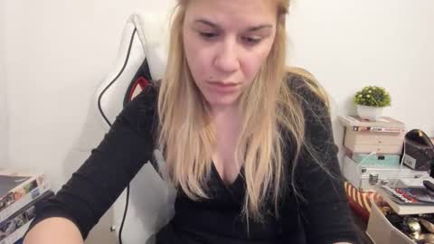 MIA online show from 12, 2, 2025