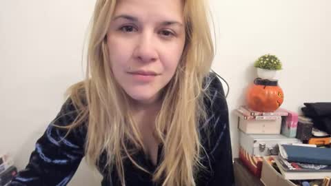 MIA online show from 20, 2, 2025