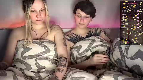 Snapshot of arya_stark7 chatting on 27, 2, 2025 Arya brunett and Cassie blond online show from 27, 2, 2025