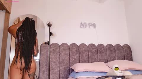 aryascollins online show from 17, 2, 2026