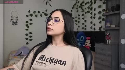 Asena online show from 19, 10, 2025