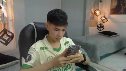 ash_kai online show from 8, 7, 2026
