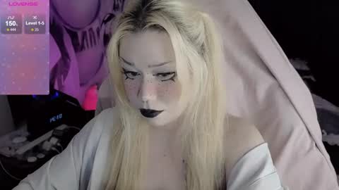 Snapshot of asha_nekooo chatting on 14, 6, 2026 Sasha next stream December 4st at 0000- 0030 am German time online show from 14, 6, 2026