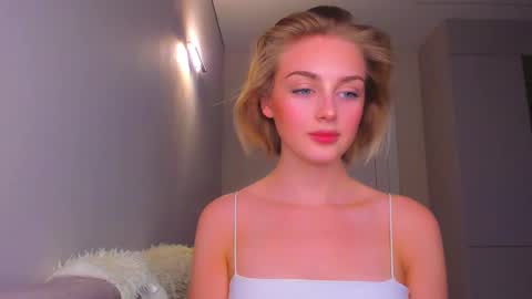 your pretty Ashley online show from 3, 3, 2025