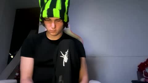 Snapshot of ashbuyersss chatting on 6, 2, 2025 ashbuyersss online show from 6, 2, 2025