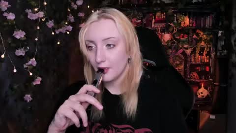 Snapshot of asheluck chatting on 5, 6, 2026 AshleyAshe online show from 5, 6, 2026