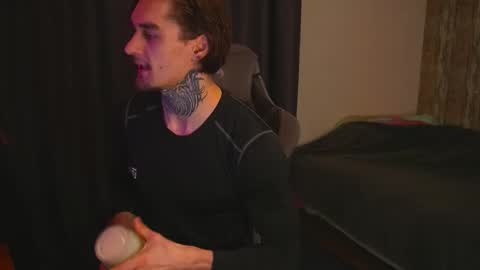 Jerk Machine online show from 18, 12, 2025