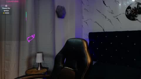   Asher  online show from 25, 5, 2026