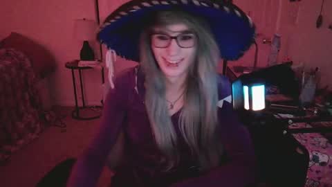 Ashley Scarlett online show from 16, 9, 2025