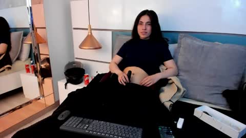 Ashkoreh online show from 17, 4, 2026