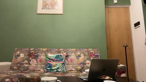 ashlee_777 online show from 6, 1, 2025