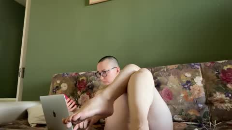 ashlee_777 online show from 9, 1, 2025