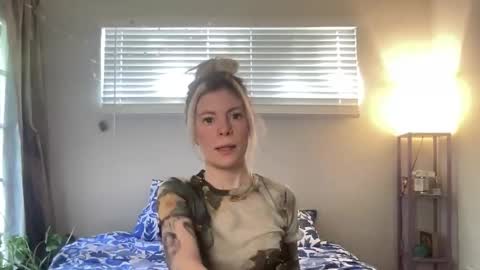 Snapshot of ashleebby818 chatting on 21, 2, 2026 Ashlee online show from 21, 2, 2026