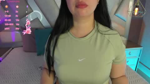 Snapshot of ashleey_bell_ chatting on 6, 5, 2026 Ashley online show from 6, 5, 2026