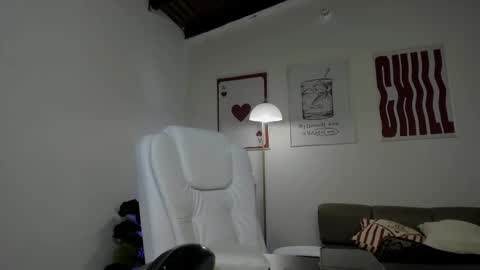   online show from 23, 5, 2026