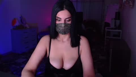 Snapshot of ashley__cooper__ chatting on 9, 12, 2024   Yasmina   online show from 9, 12, 2024